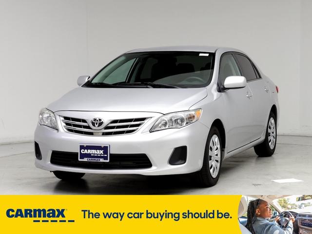 2013 toyota corolla le