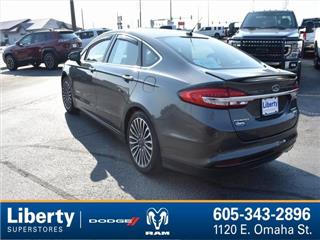 2017 Ford Fusion hybrid titanium