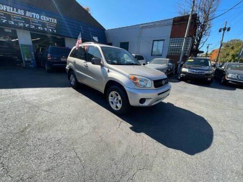 2005 toyota rav4 base