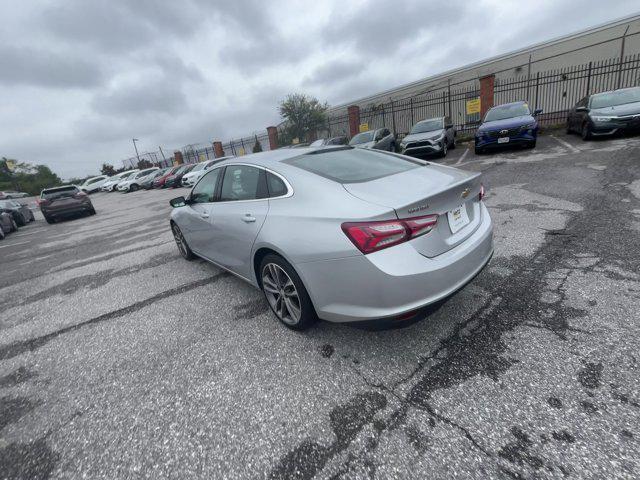 2022 chevrolet malibu fwd lt