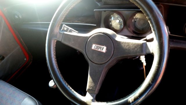 1982 classic mini rhd or lhd