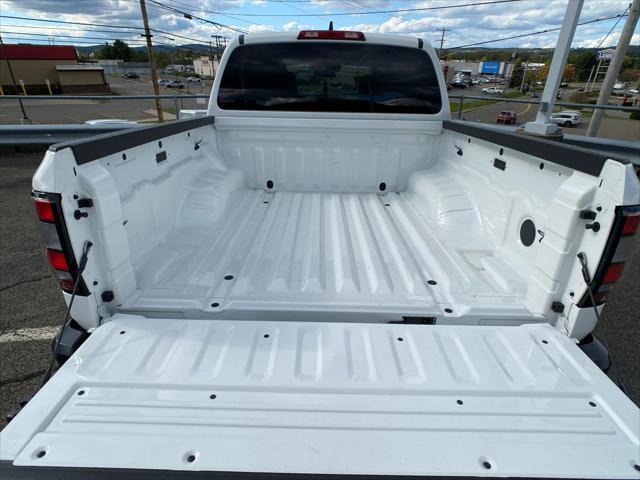 2023 nissan frontier s
