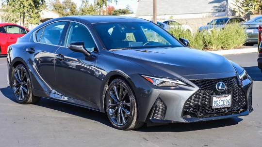 2023 Lexus IS