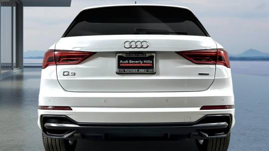 2022 Audi Q3