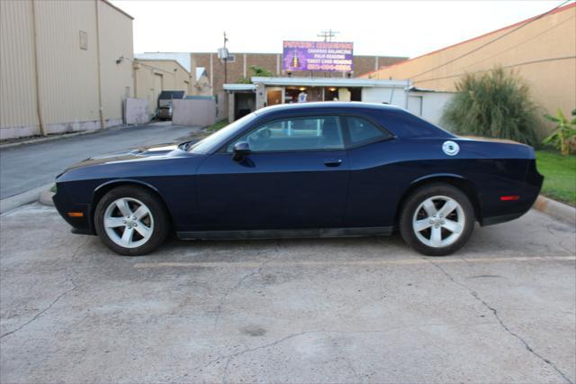 2014 dodge challenger sxt
