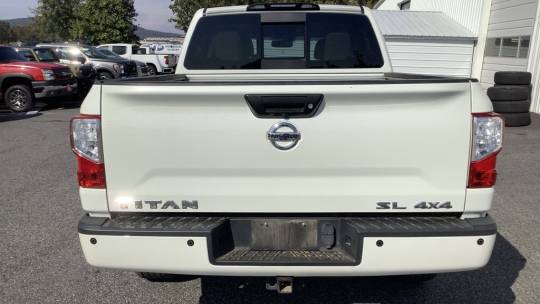 2017 Nissan Titan