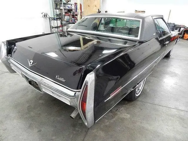 1972 cadillac coupe deville-fresh paint-a/c-power options function-modern tunes