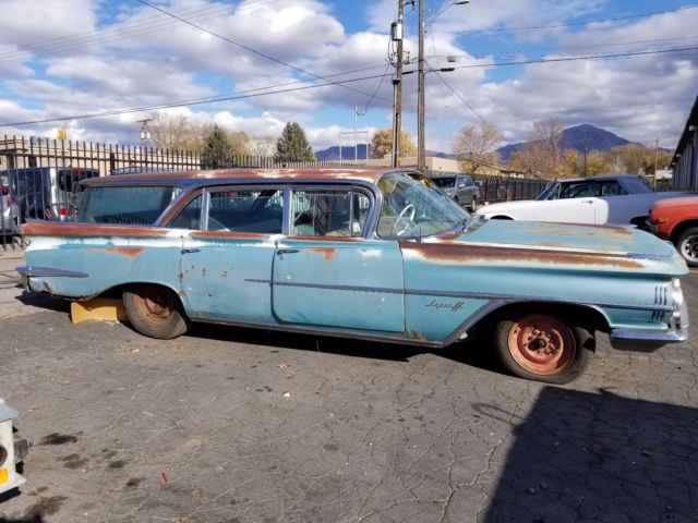 1959 oldsmobile 88 wagon