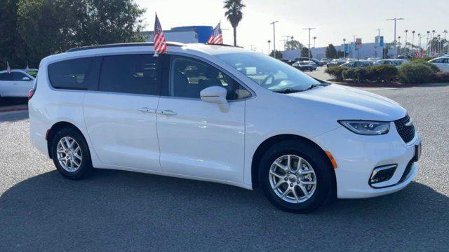 2022 chrysler pacifica touring l