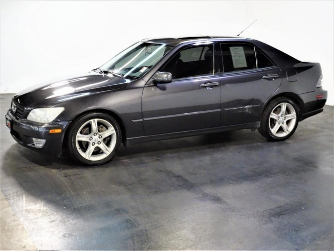used 2002 lexus is 300 topeka, ks 66612 for sale in topeka, kansas