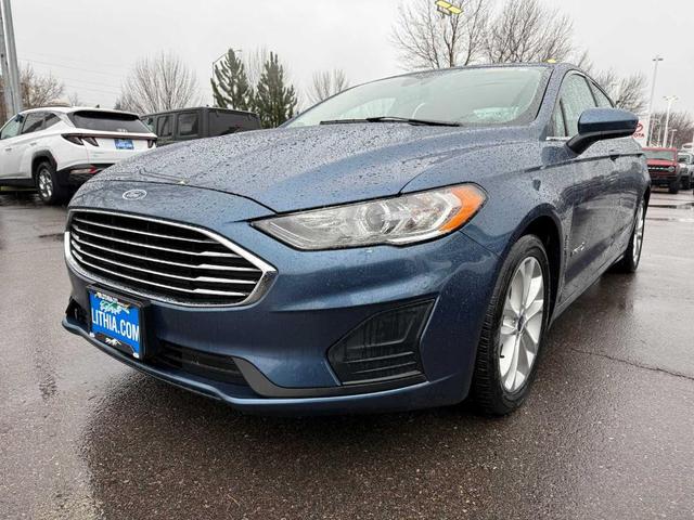 2019 ford fusion hybrid se