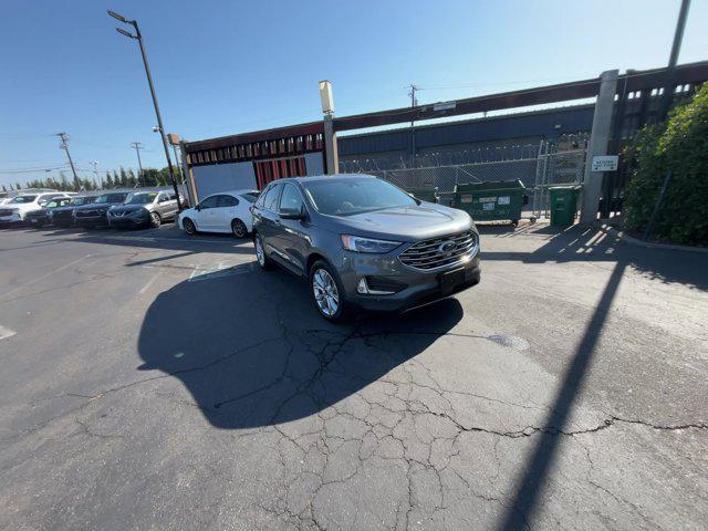 2022 ford edge titanium