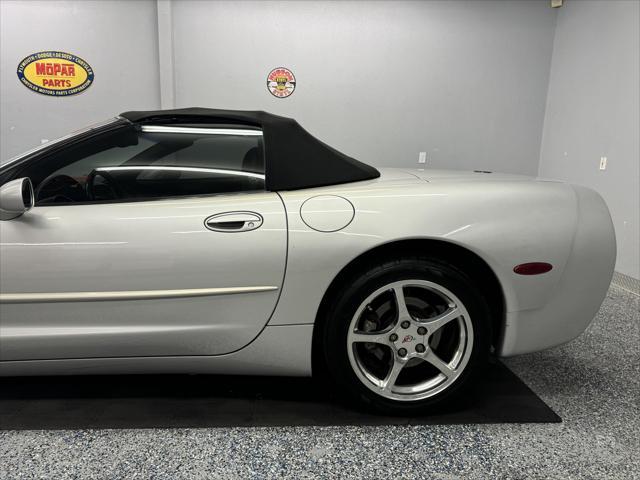 2001 chevrolet corvette base