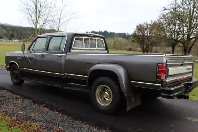 rare! --- 1982 dodge d350 crew cab dually - no rust - no reserve auction -- d300