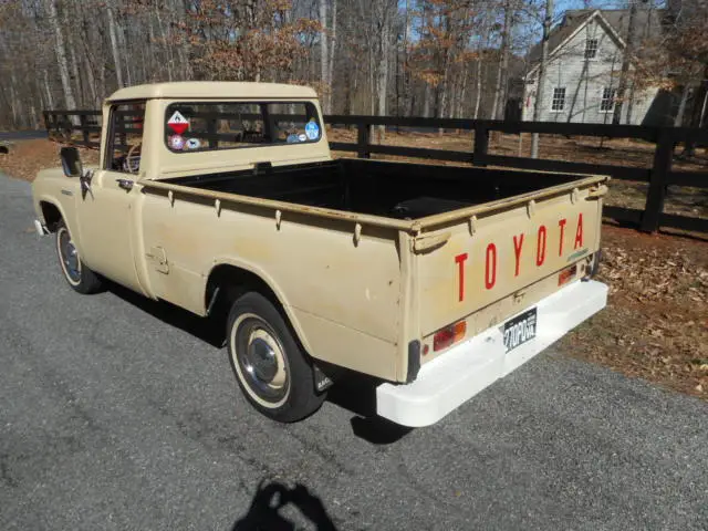 rare toyota pickup truck (hilux, sr5, fj, datsun) 47k original miles, 1.5 ton