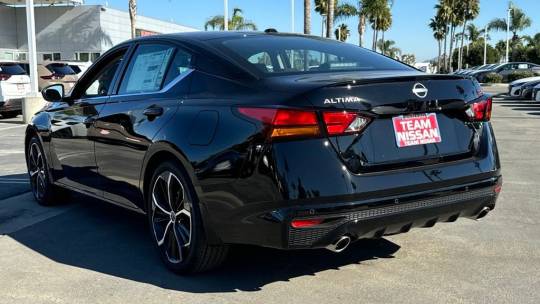 2025 Nissan Altima