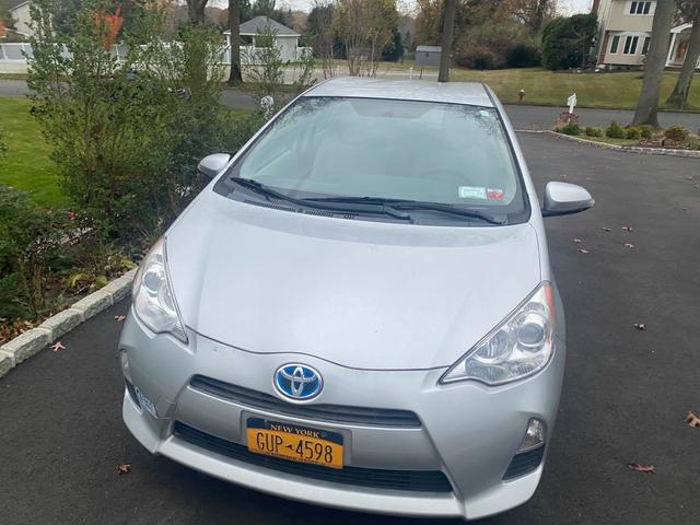 2014 toyota prius c one