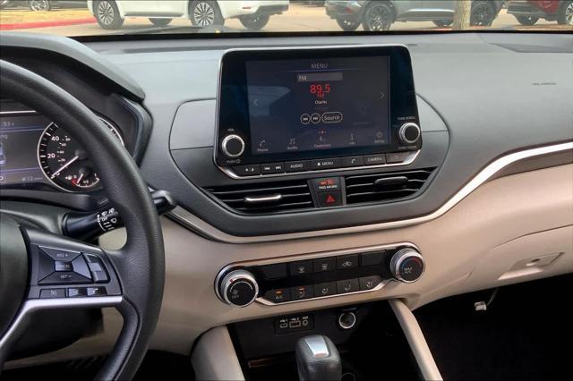 2021 nissan altima 2.5 sv
