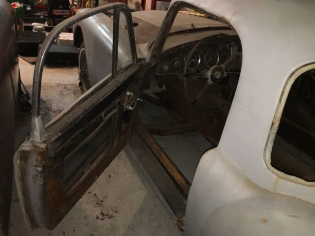 1960 mga coupe project. clear title, 2 engines