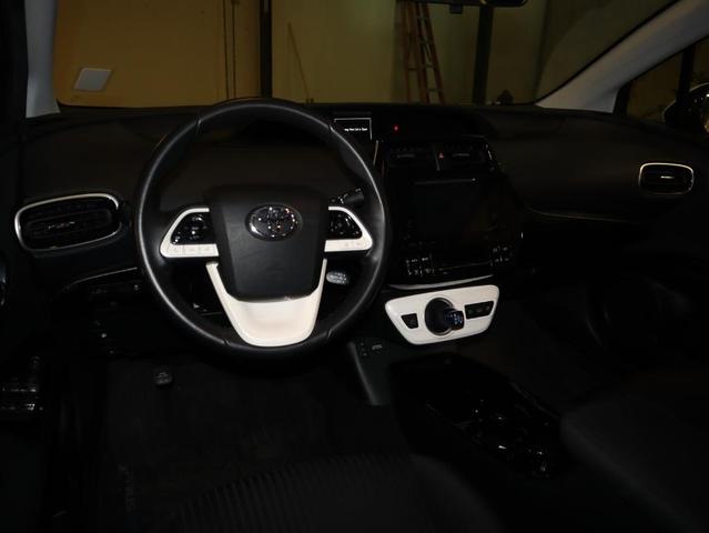 2019 toyota prius prime premium