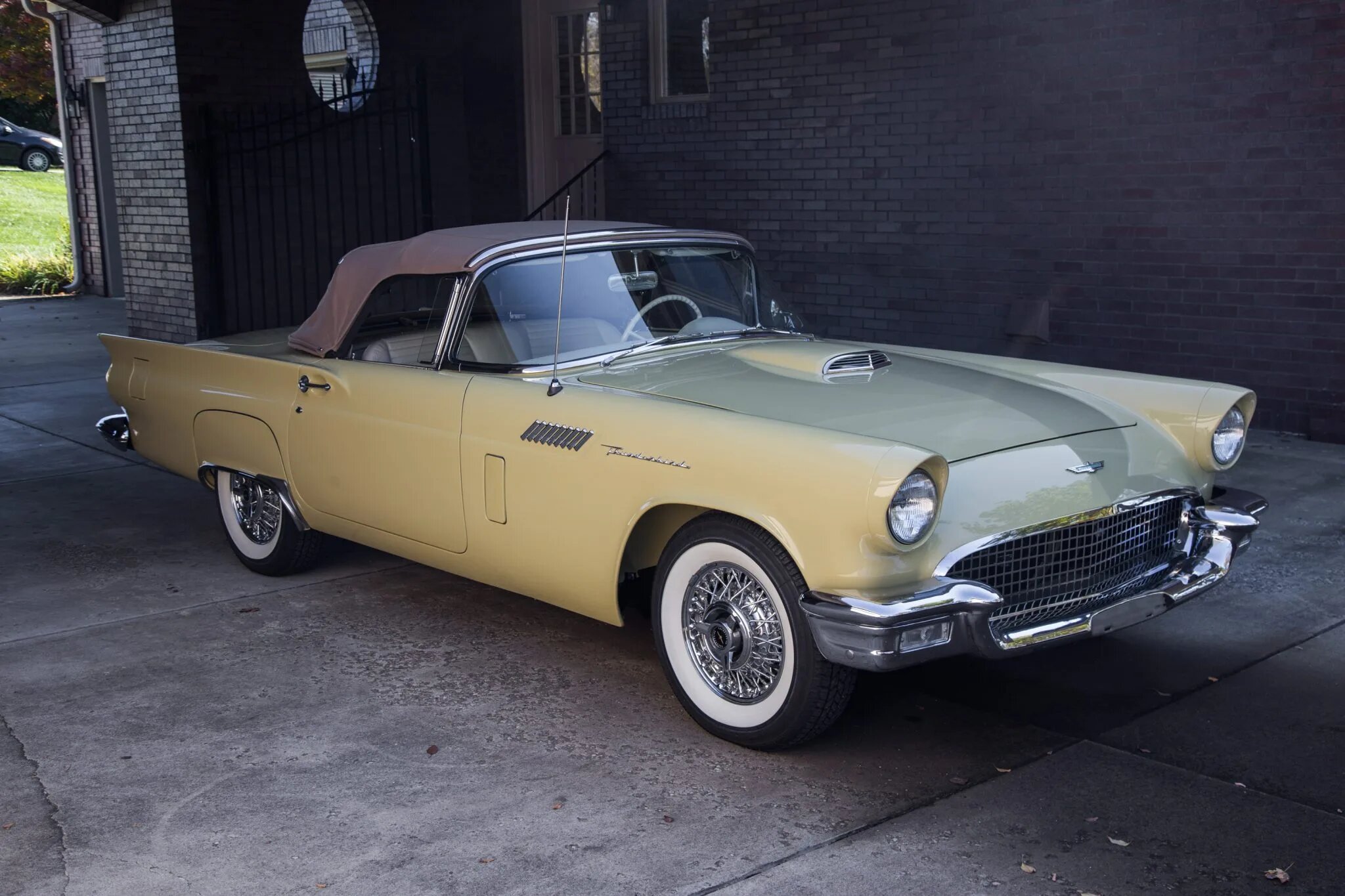 ford thunderbird