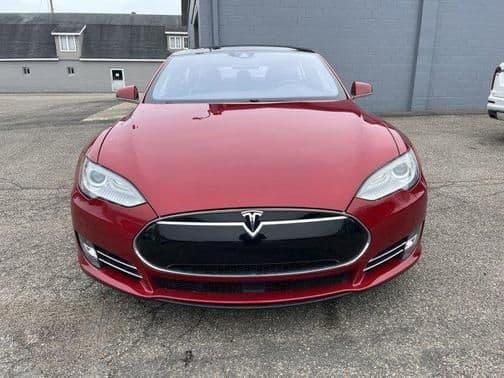 2016 tesla model s 90d in wayland, michigan