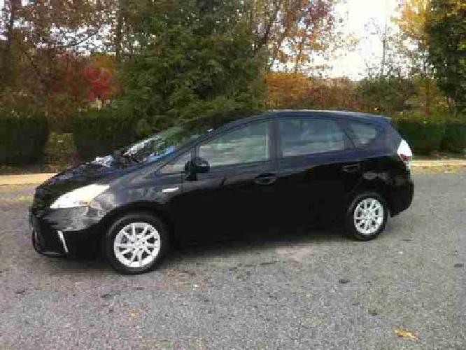 2012 toyota prius v in york, pa