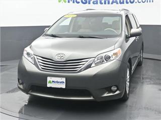 2014 Toyota Sienna xle 7-passenger auto access seat
