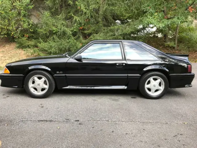 1993 mustang gt 46,000 original miles excellent condition drive great must see!