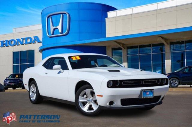 2023 dodge challenger sxt