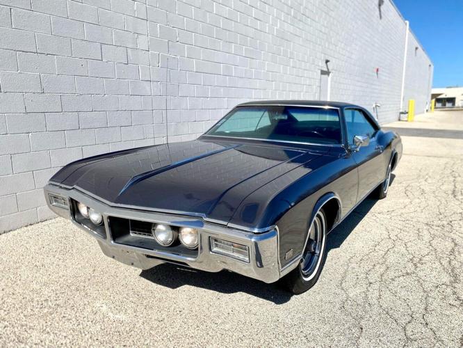 1968 buick riviera in arlington heights, illinois