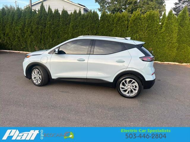 2022 chevrolet bolt euv lt hatchback 4d