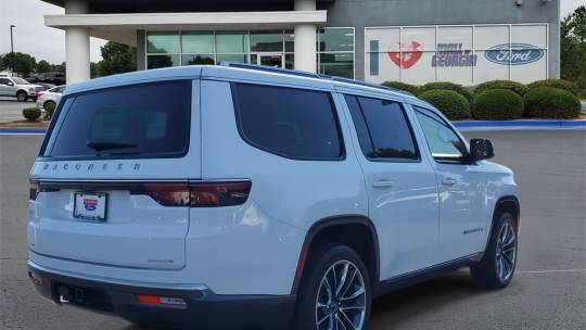 2022 Jeep Wagoneer