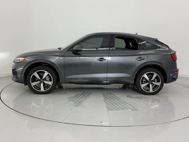 2022 audi q5 45 s line prestige