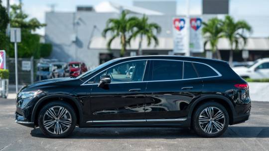 2023 Mercedes-Benz EQS SUV