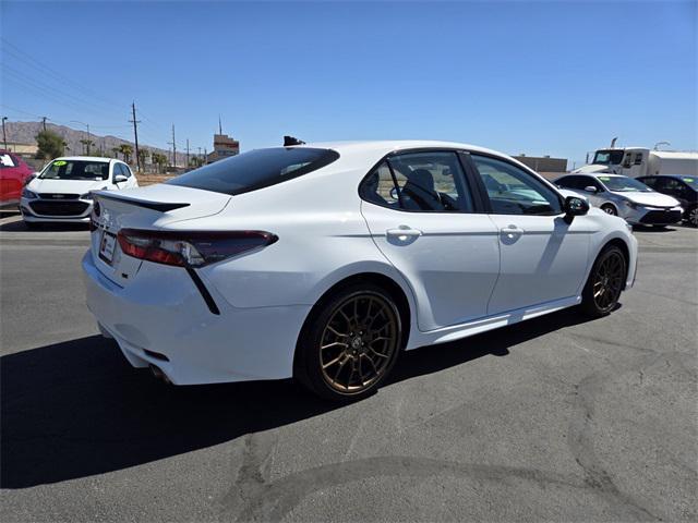 2023 toyota camry se