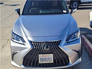 2022 Lexus ES base