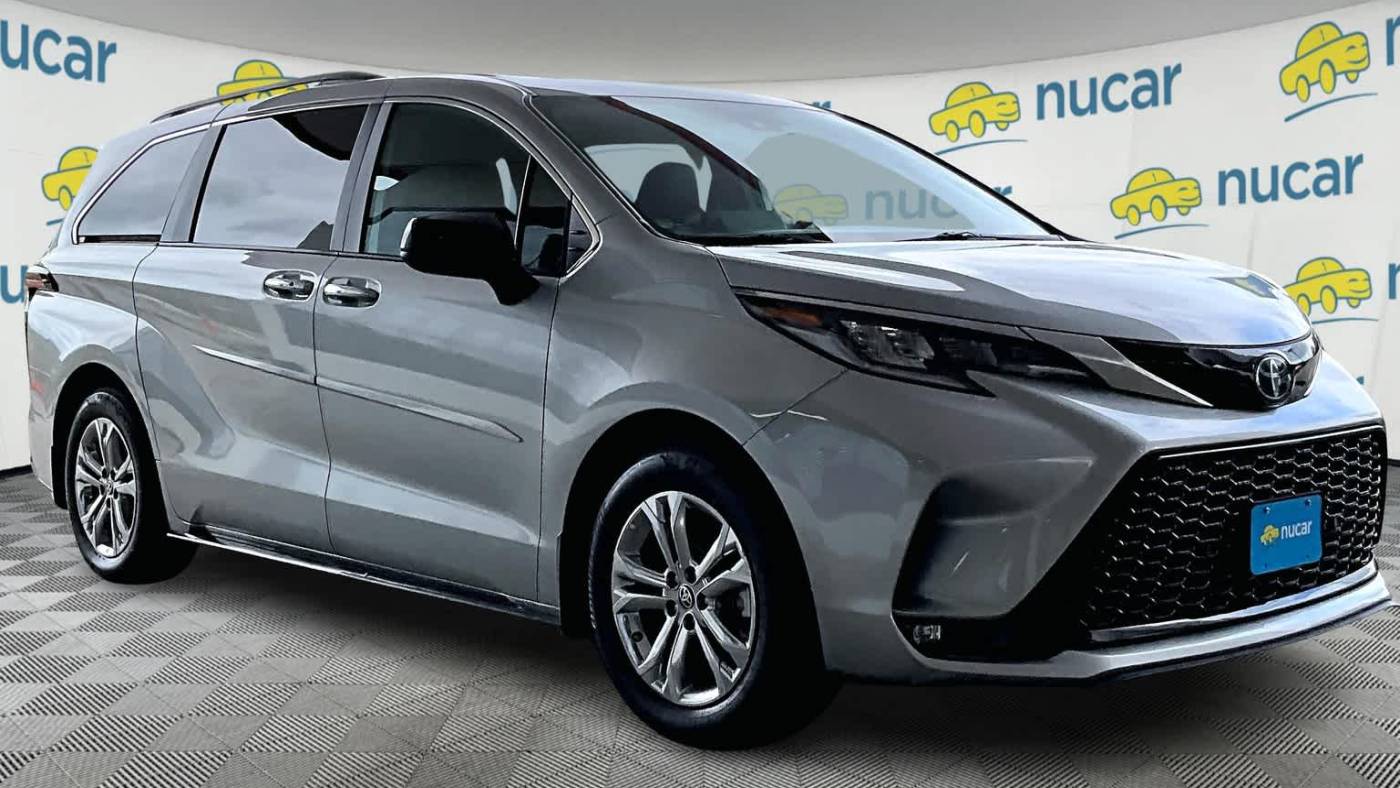 2022 toyota sienna xse 7-passenger