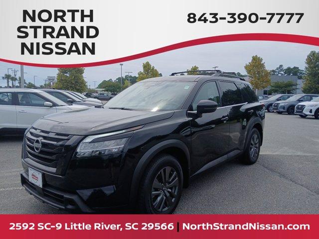 2022 nissan pathfinder sv
