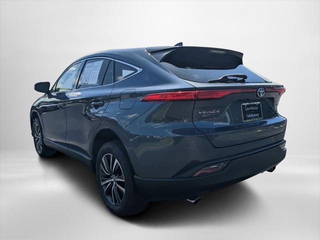 2021 toyota venza le
