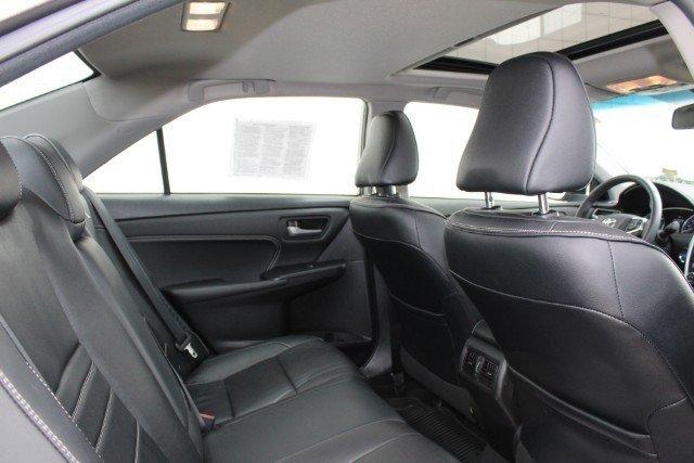 used 2017 toyota camry hybrid milwaukee, wi 53221 for sale in milwaukee, wisconsin