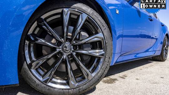 2023 Lexus IS