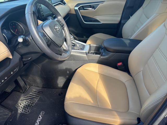 2022 toyota rav4 xle