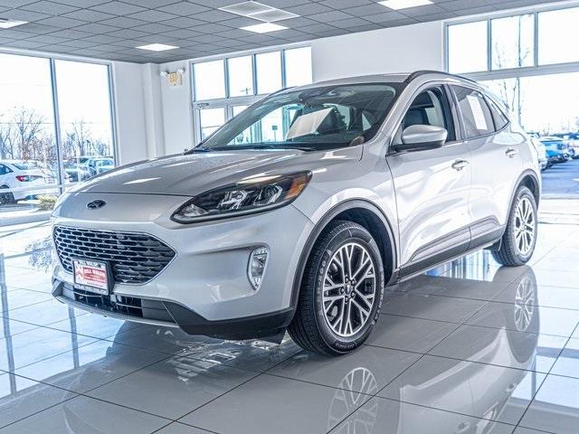 2020 ford escape sel
