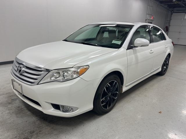 2011 toyota avalon limited