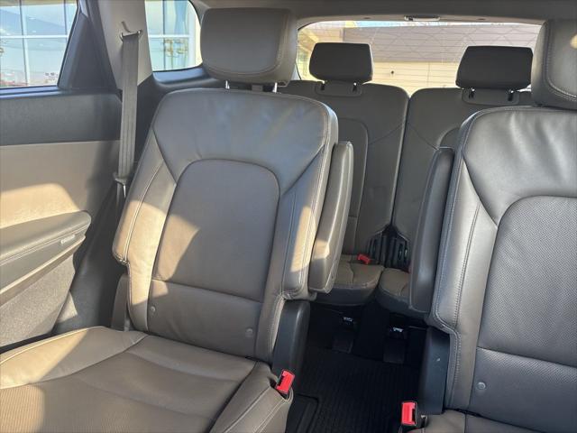 2016 hyundai santa fe limited