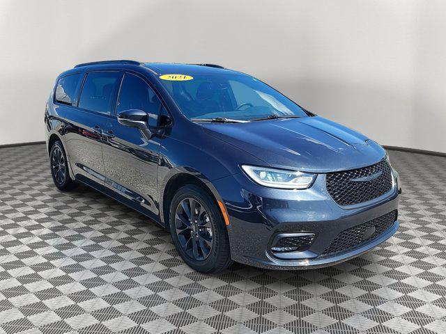 2021 chrysler pacifica touring