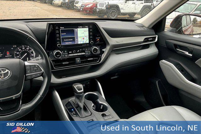 2021 toyota highlander xle