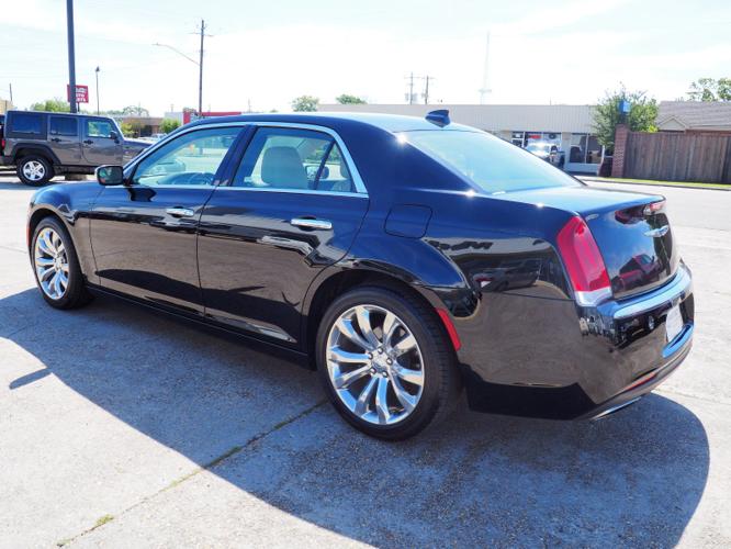 used 2018 chrysler 300 limited hattiesburg, ms 39401 for sale in arnold line, mississippi