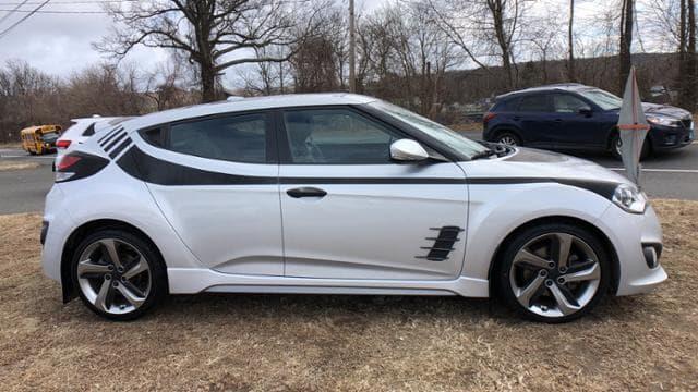2015 hyundai veloster turbo r-spec r-spec 3dr coupe w/red seats for sale in danbury, connecticut